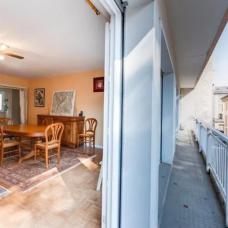 85 M2, Calme , Parking, Centre Appartement *