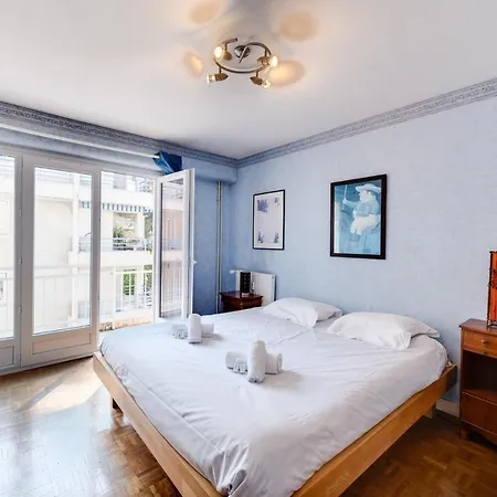 Appartement 85 M2, Calme , Parking, Centre Aix-les-Bains